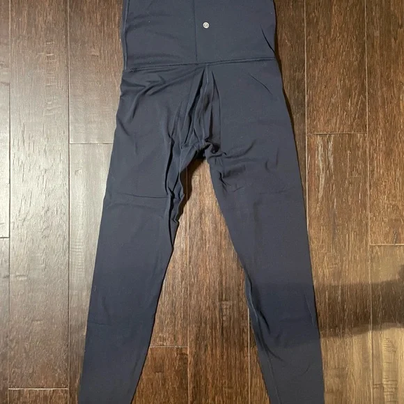 CRZ Yoga Maternity Navy Leggings XS - Picture 4 of 4